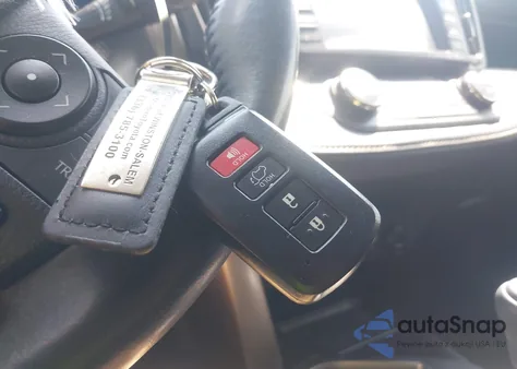 2018 Toyota Rav4 Xle z USA, uszkodzony, nr VIN JTMWFREVXJJ751586